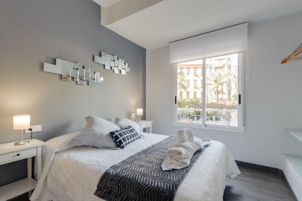 La Casa De Los Espejos Alicante Bagian luar foto