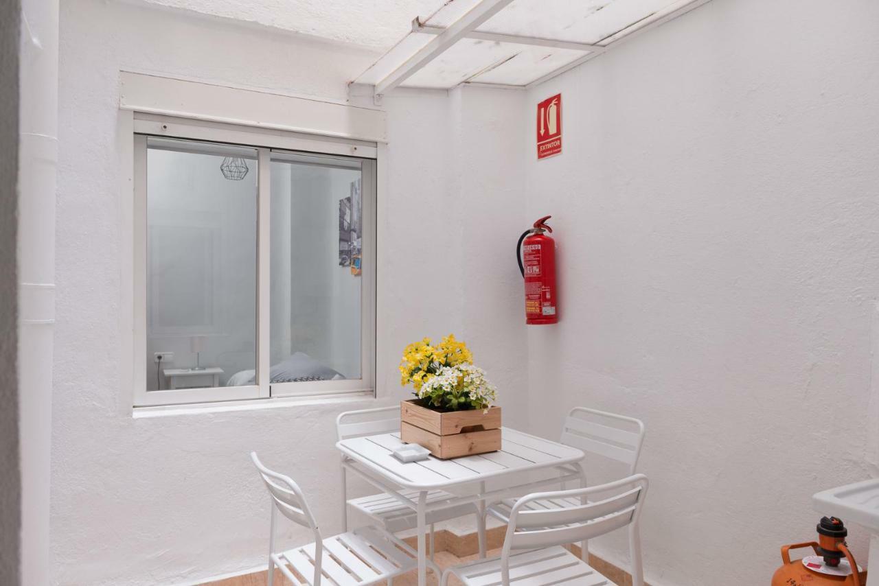 La Casa De Los Espejos Alicante Bagian luar foto